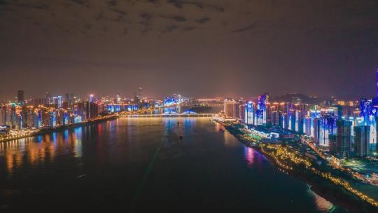 湖南长沙湘江两岸夜景灯光航拍移动延时视频素材模板下载