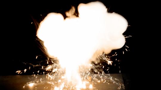 4k可控实验性燃烧爆炸浓烟火光-alpha (5)