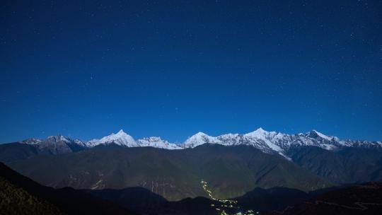 梅里雪山星空延时摄影