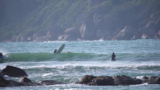 4k航拍后海渔村冲浪