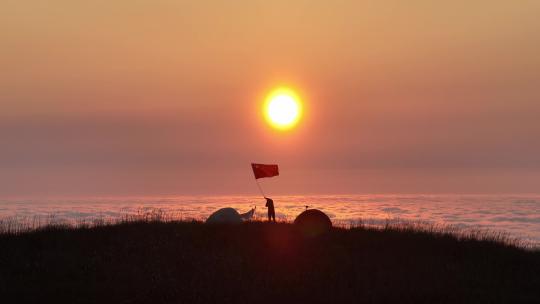 徒步登山探险户外草甸武功山