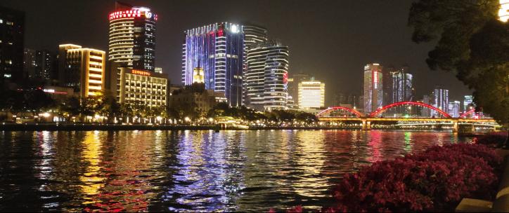 珠江夜景解放桥南视频素材模板下载