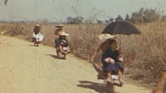 民国时期的独轮车视频素材模板下载