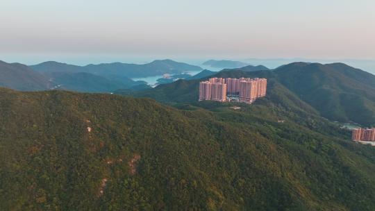 航拍香港海边山景