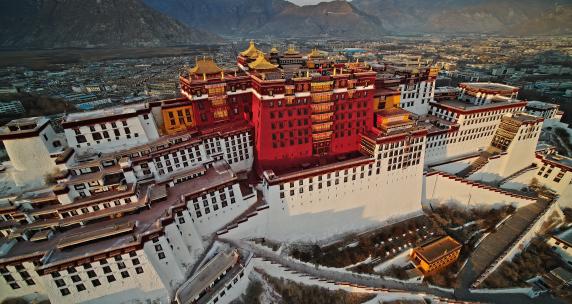 西藏拉萨布达拉宫航拍