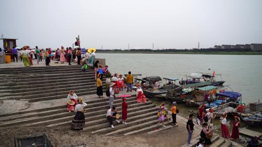 泉州浔埔村码头游客拍照浔埔旅游景点视频素材模板下载