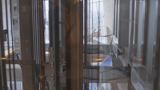 室内空间架构玻璃升降电梯