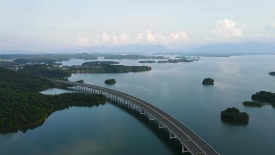 江西庐山西海最美高速