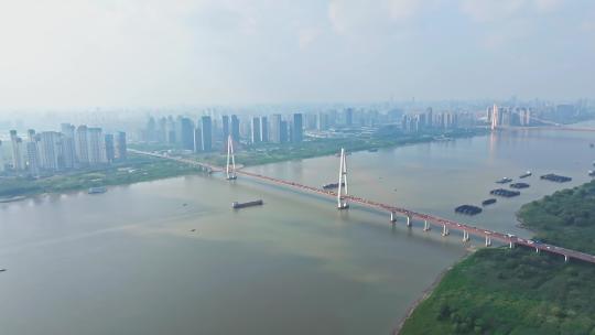 武汉白沙洲大桥环绕镜头视频素材模板下载