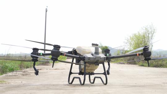 现代农业高科技无人飞机打农药视频素材模板下载