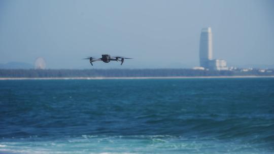 无人机航拍大海边沙滩海滩海浪