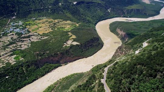 4K航拍 雅鲁藏布江大峡谷 西藏林芝