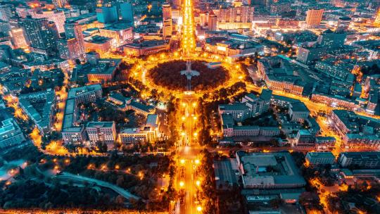 中国吉林长春人民广场城市夜景航拍延时