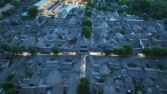 航拍四川旅游5A级历史文化阆中古城街景夜景