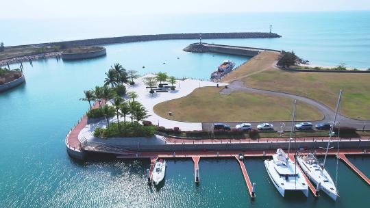 海南华润石梅湾国际游艇码头风景