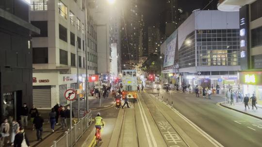 香港叮叮车夜晚行驶二楼视角视频素材模板下载