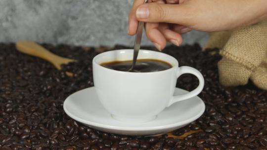 美式咖啡香浓咖啡豆视频素材模板下载
