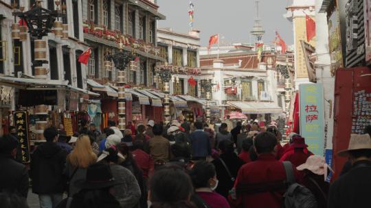 西藏大昭寺行人街景视频素材模板下载
