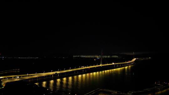 航拍粤港澳大湾区深圳湾公路大桥夜景