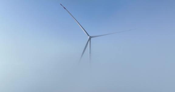 云海上风能风力发电场风车航拍