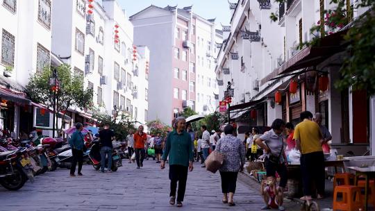 旅游景点市井气息地摊特产