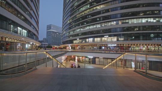 北京市朝阳区望京SOHO实拍4K夜景视频素材