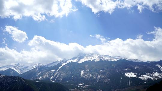 香格里拉哈巴雪山最美季节延时摄影