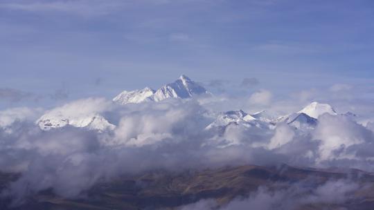 珠穆朗玛峰雪山云海视频素材模板下载