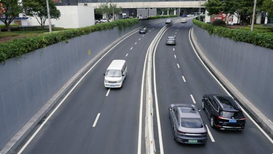 4K上海城市道路隧道入口车流空景100P高清在线视频素材下载