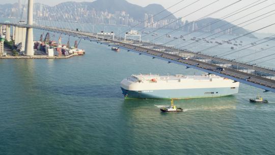 香港汽车运输船航行进港航拍素材