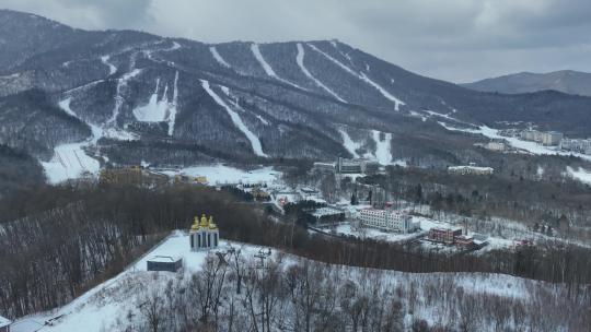 冬季亚布力滑雪场航拍景观视频素材模板下载