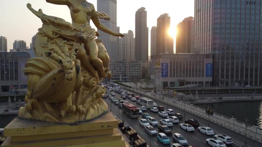 0065高清4k航拍天津海河地标北安桥雕塑夕阳