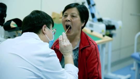 咽喉 语言治疗 医院中医疗法