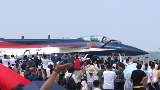 长春航展中国空军八一飞行表演队歼10战机