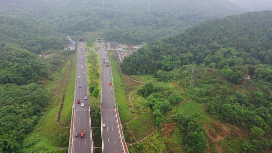 航拍重庆白市驿镇城市扩张交通道路建设