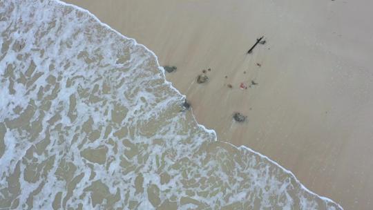 海浪、沙滩、桔钓沙