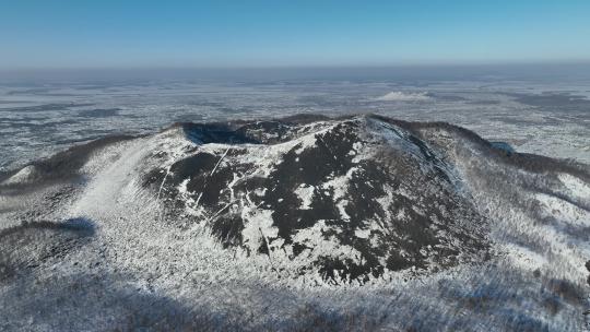 黑龙江五大连池黑龙山老黑山火山口航拍