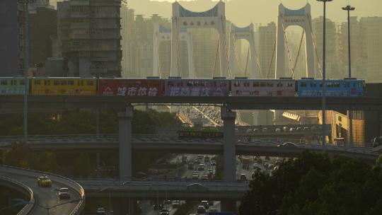 延时摄影重庆城市交通鹅公岩高架桥车流