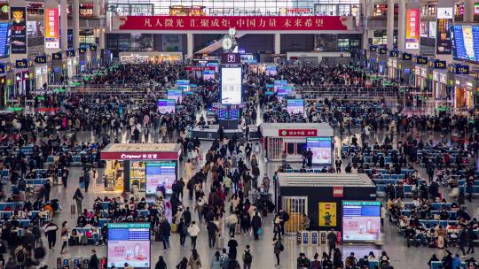 上海火车站春运人流出行旅行高铁站上海站