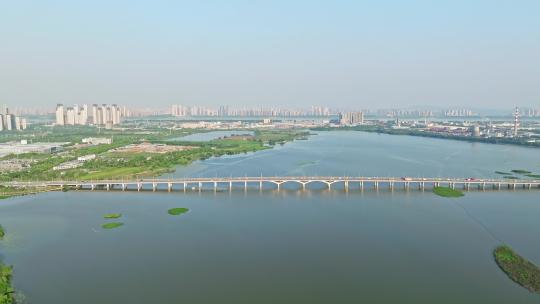 武汉南太子湖大桥横移镜头