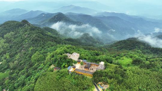 航拍河南信阳避暑旅游5A级鸡公山景区活佛寺