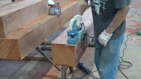 木材加工厂 木工木匠木头加工