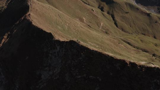 电影巴伐利亚阿尔卑斯山|内贝尔霍恩山|4K

D-LOG REC709-完美的颜色分级！

23.97