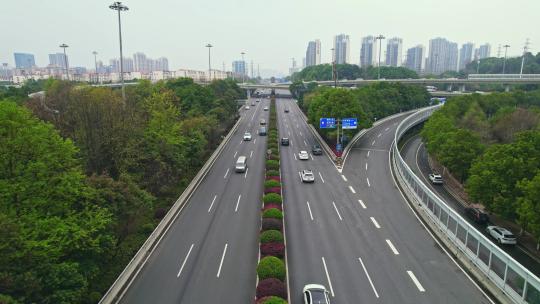 航拍城市快道车流行车驾驶车水马龙立交桥