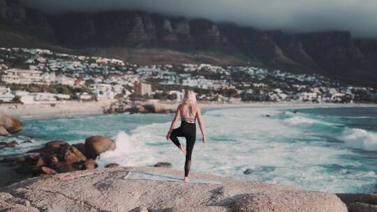 海边瑜伽运动宣传片