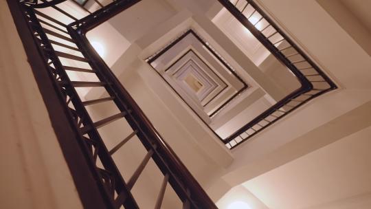 上海和平饭店特色楼梯视频素材模板下载