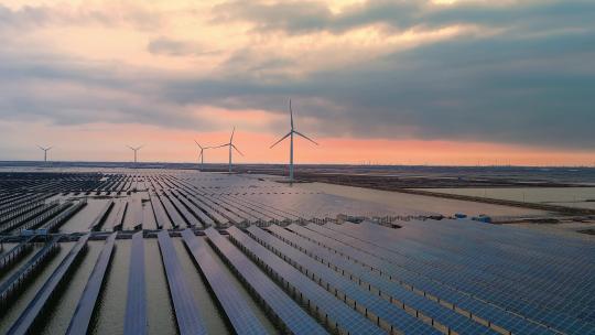 新能源风车太阳能板航拍