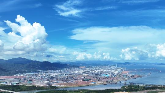 航拍广东惠州大亚湾石化工业园海景