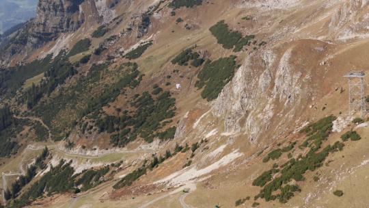 巴伐利亚阿尔卑斯山4K

23.976fps，D-LOG REC709-完美的颜色分级！

一个美丽的，