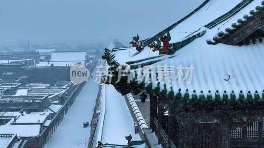 正在下雪中的平遥古城高清在线视频素材下载